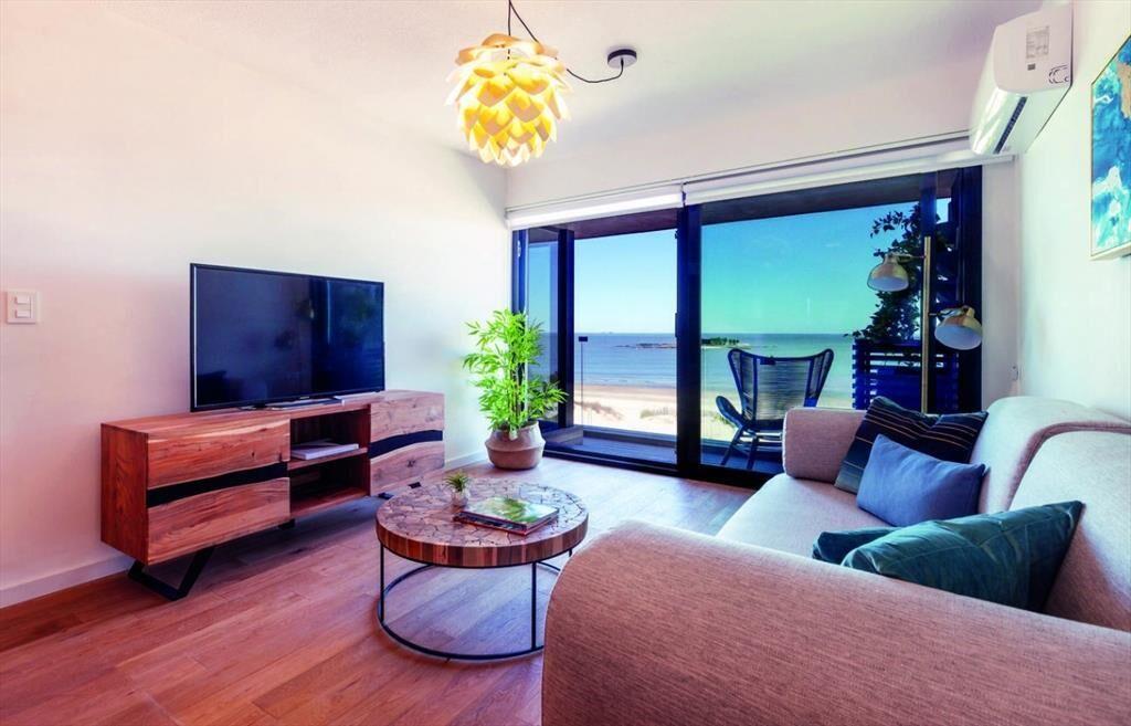 Apartamento de 3 dormitorios, 3 baños, en venta sobre Rambl