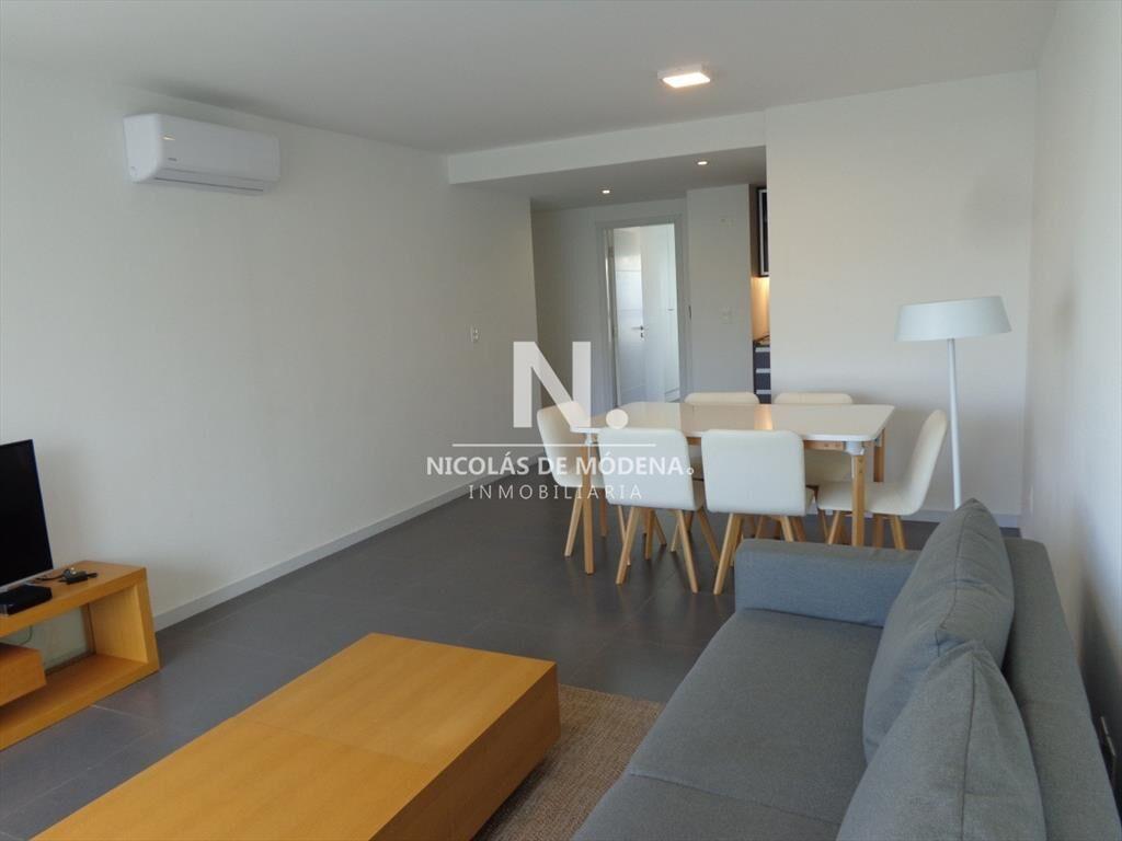 Apartamento en venta de 2 dormitorios, Edif. Del