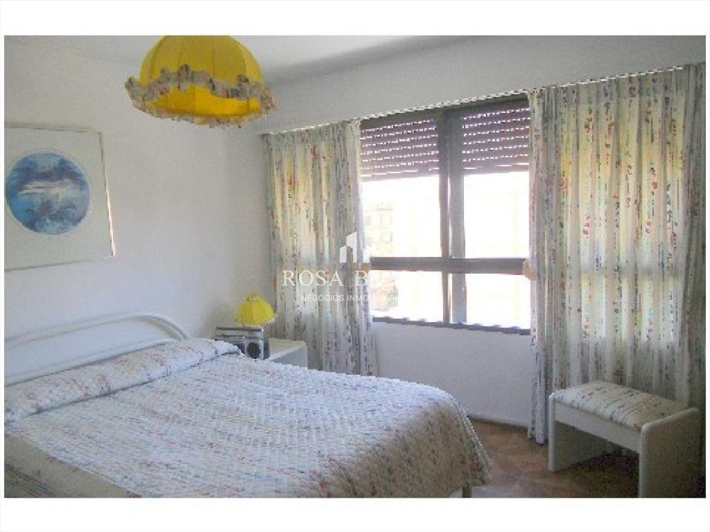 Apartamento en Peninsula, 3 dormitorios *