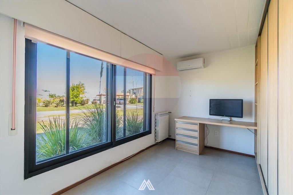 Venta casa 3 dorm Viñedos de la Tahona con piscina