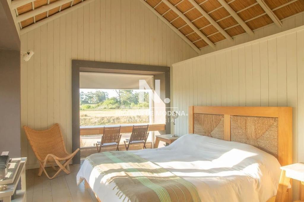 En Jose Ignacio, hermosa casa con 3 suites