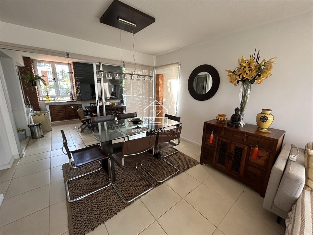 Apartamento de 3 dormitorios zona Mansa