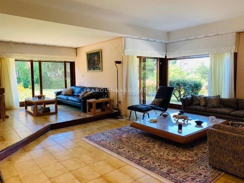 Casa en venta de 5 dormitorios en Country, Punta