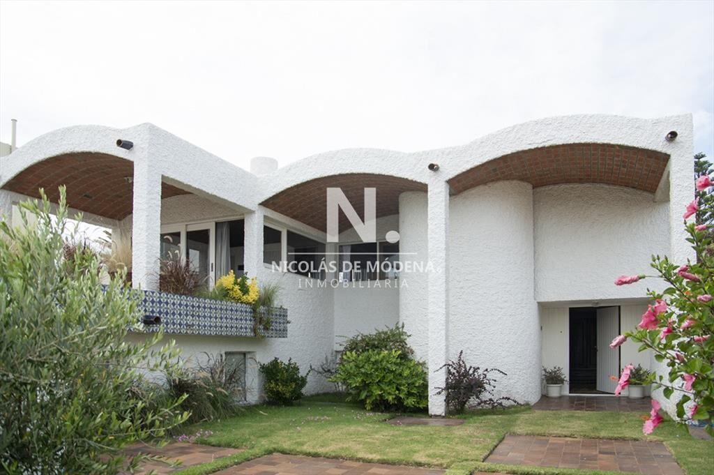 Hermosa casa en venta en zona de la penÃ­nsula.
