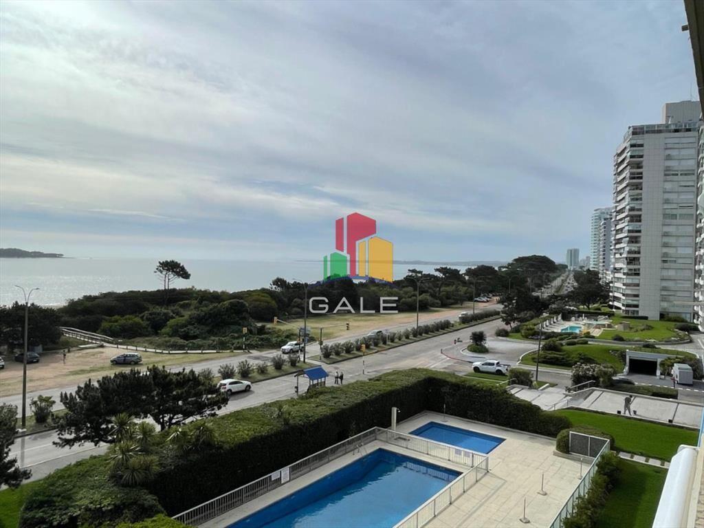 primera linea de playa mansa