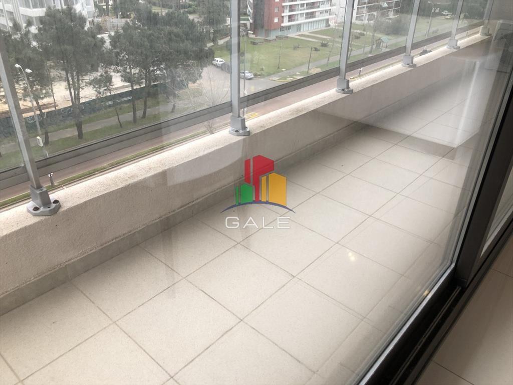 Apartamento de 3 dormitorios en zona club de tenis cantegri