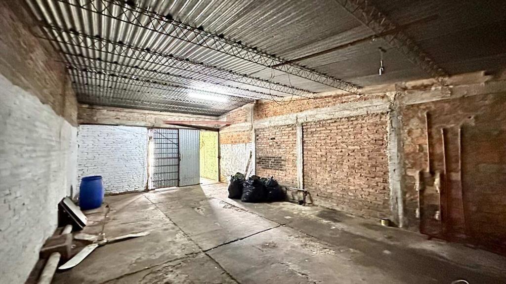 VENTA CASA COSTANERA CON JARDÍN
