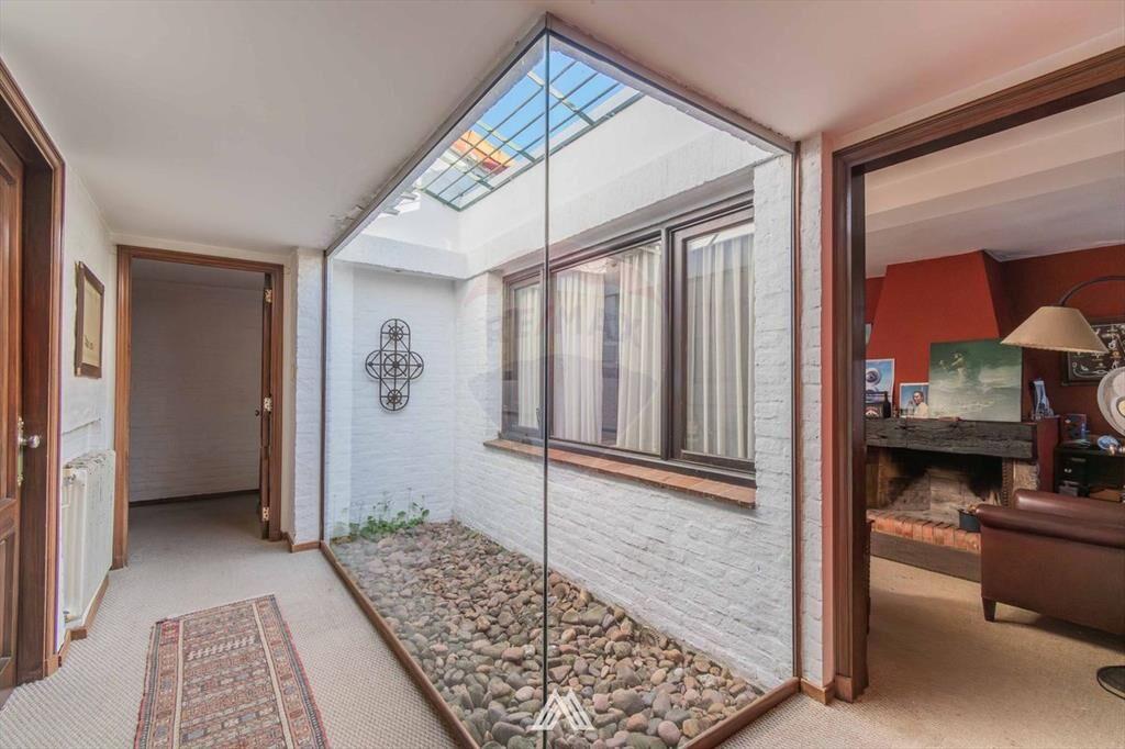 Venta casa Carrasco Sur 5 dormitorios piscina