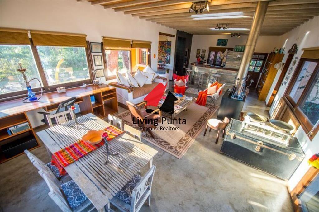 hermosa casa en Punta Ballena