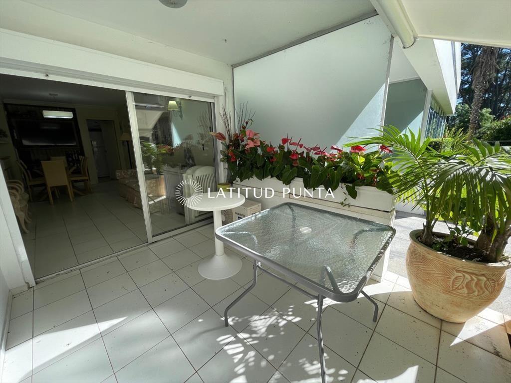 Mansa, apartamento de 2 dormitorios