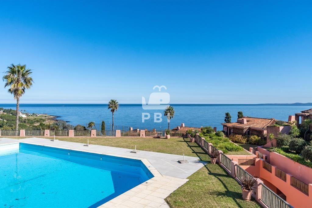 Venta de apartamento en Punta Ballena -  Marina -