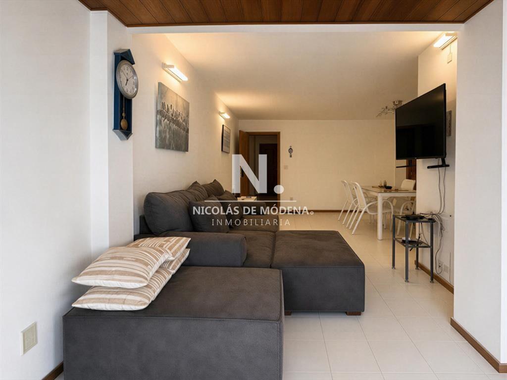 Apartamento de 2 dormitorios en venta y alquiler