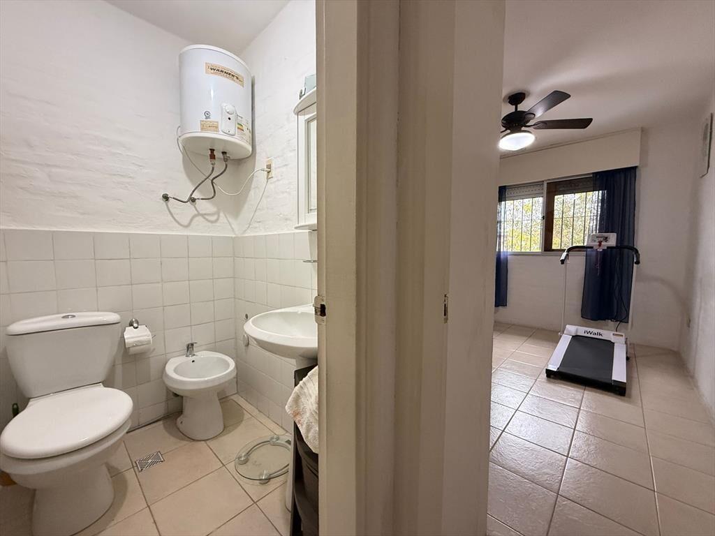 VENTA Apartamento 2 Dormitorios Villa Colon