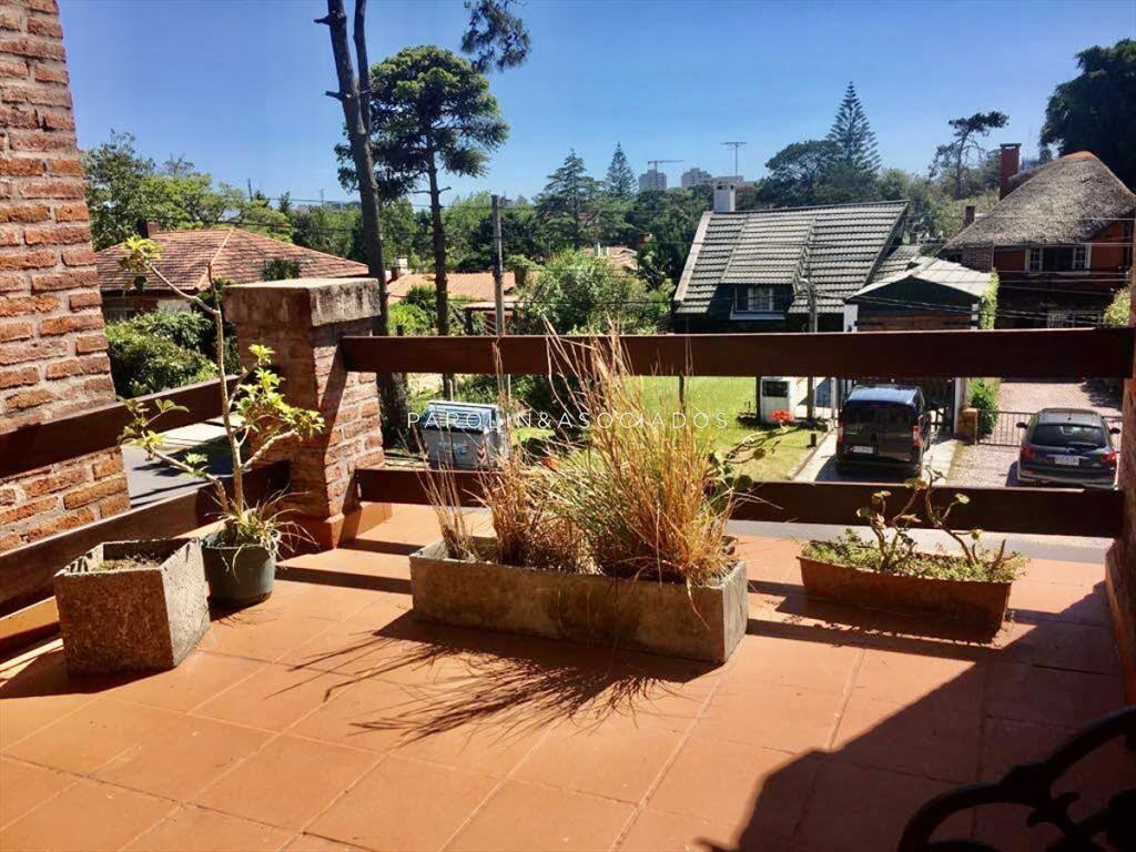 Hermosa casa en venta de 5 dormitorios en Mansa,