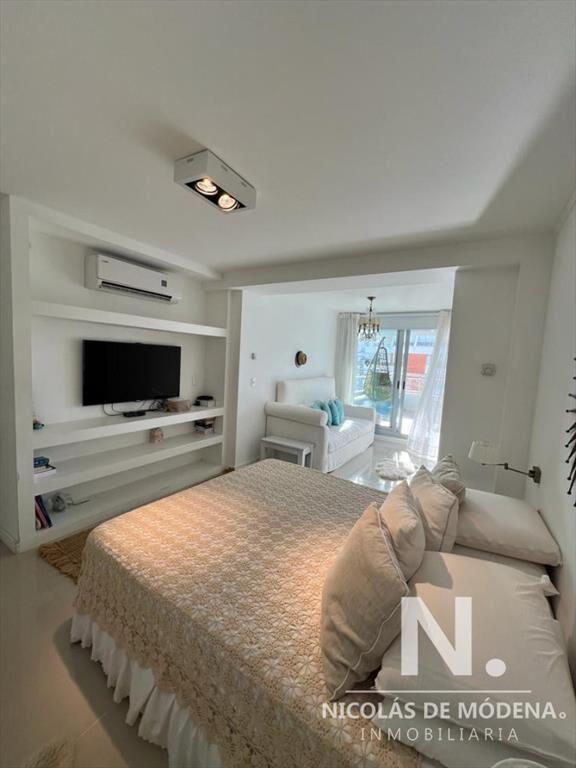 Apartamento de 3 dormitorios Forest Tower II en venta