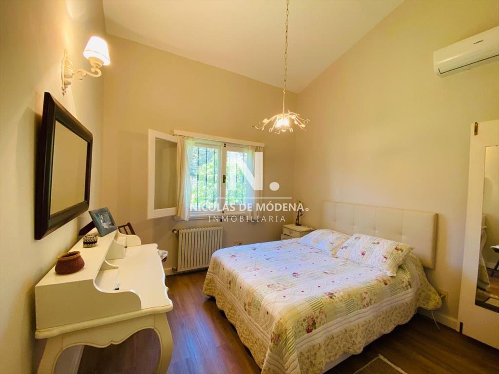 MUY LINDA CASA TODA RECICLADA