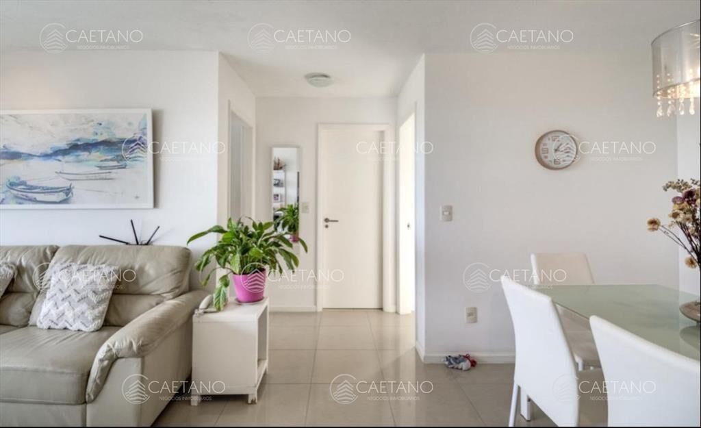 En venta apartamento de 2 dormitorios en Jardines de la Sie