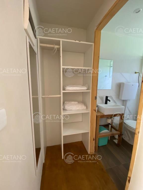 Casa tipo monoambiente en planta baja