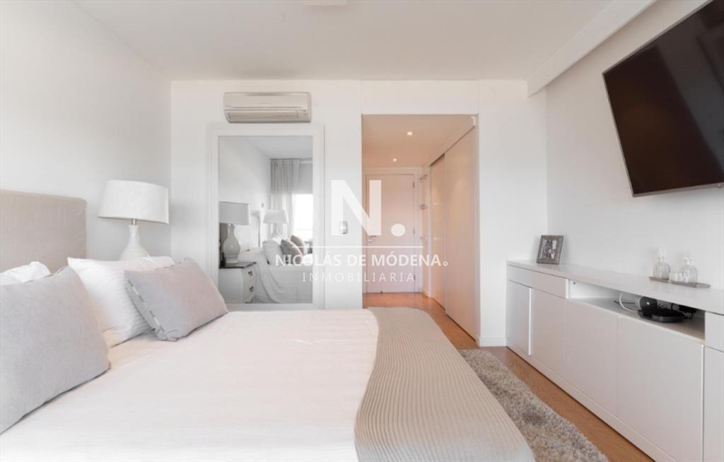 Vende apartamento de 2 dormitorios en Brava Punta