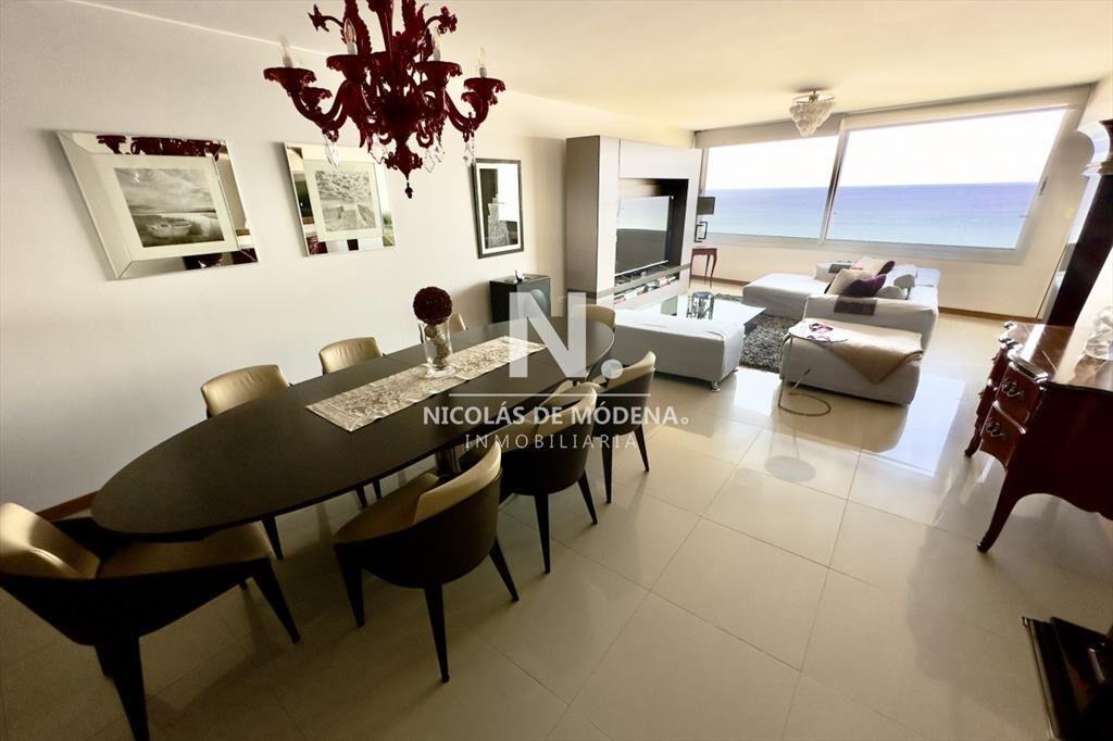 Apartamento de 3 dormitorios en torre de categoría - Prime