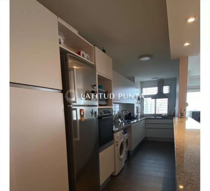 Península, apartamento de 3 dormitorios en piso