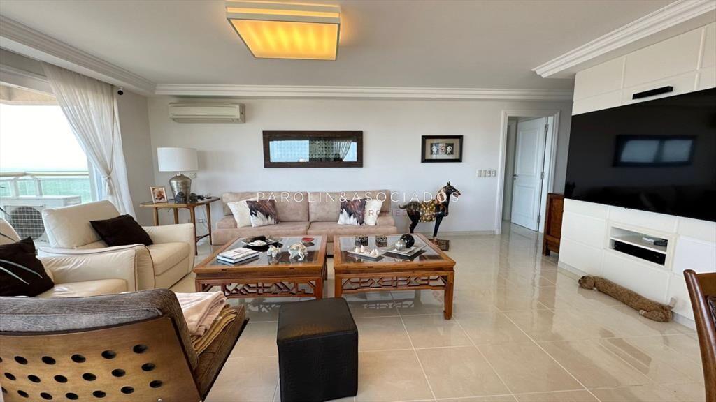 Apartamento en venta en Le Jardin de 3 en suite