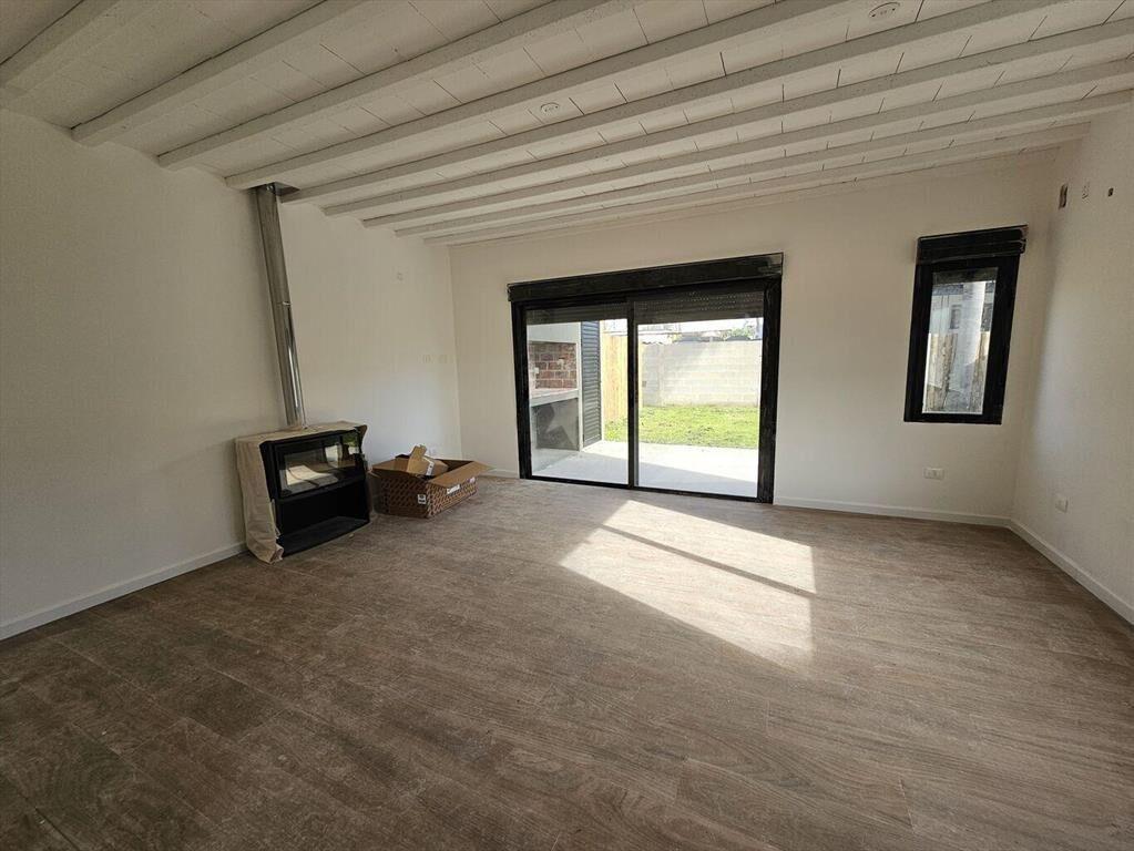 VENTA CARRASCO CASA 3 DORM - GGE- PATIO - PARRILLERO