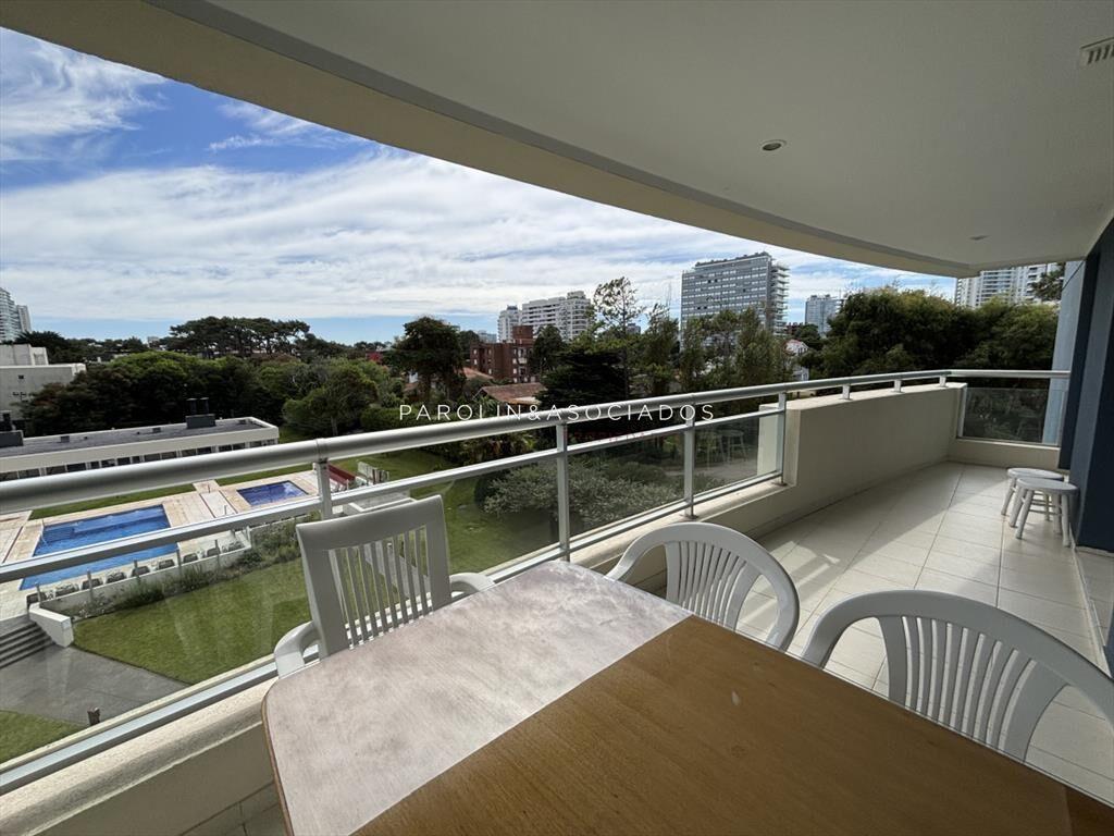 HERMOSO APARTAMENTO 3 DORMITORIOS EN VENTA