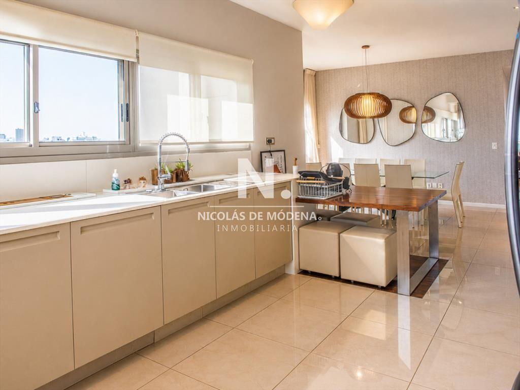 El lujo frente al mar, penthouse en Playa Brava