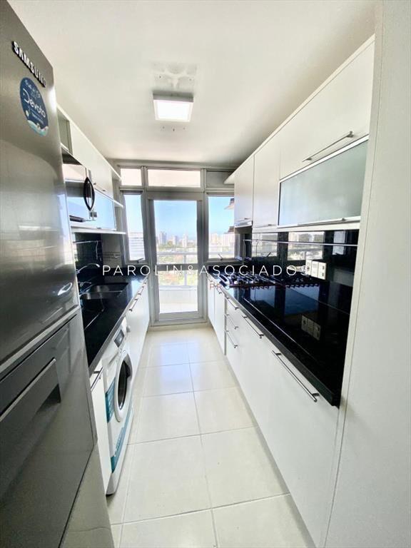 Apartamento en venta en Seasson Tower.