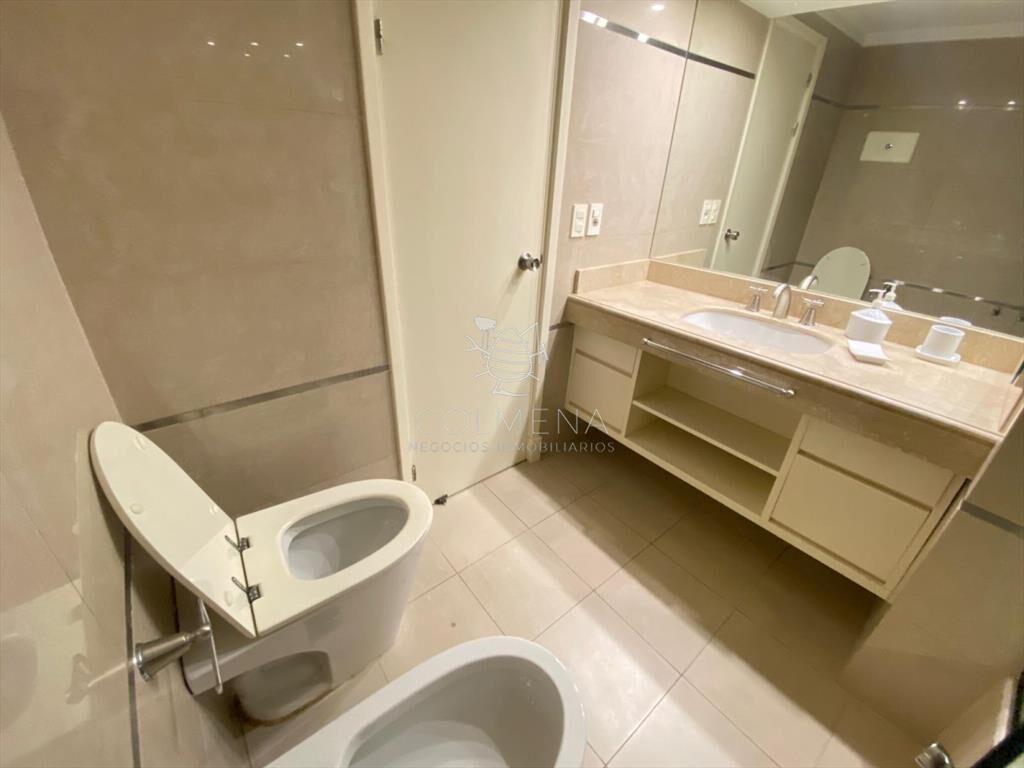 Apartamento con excelente vista plena a playa