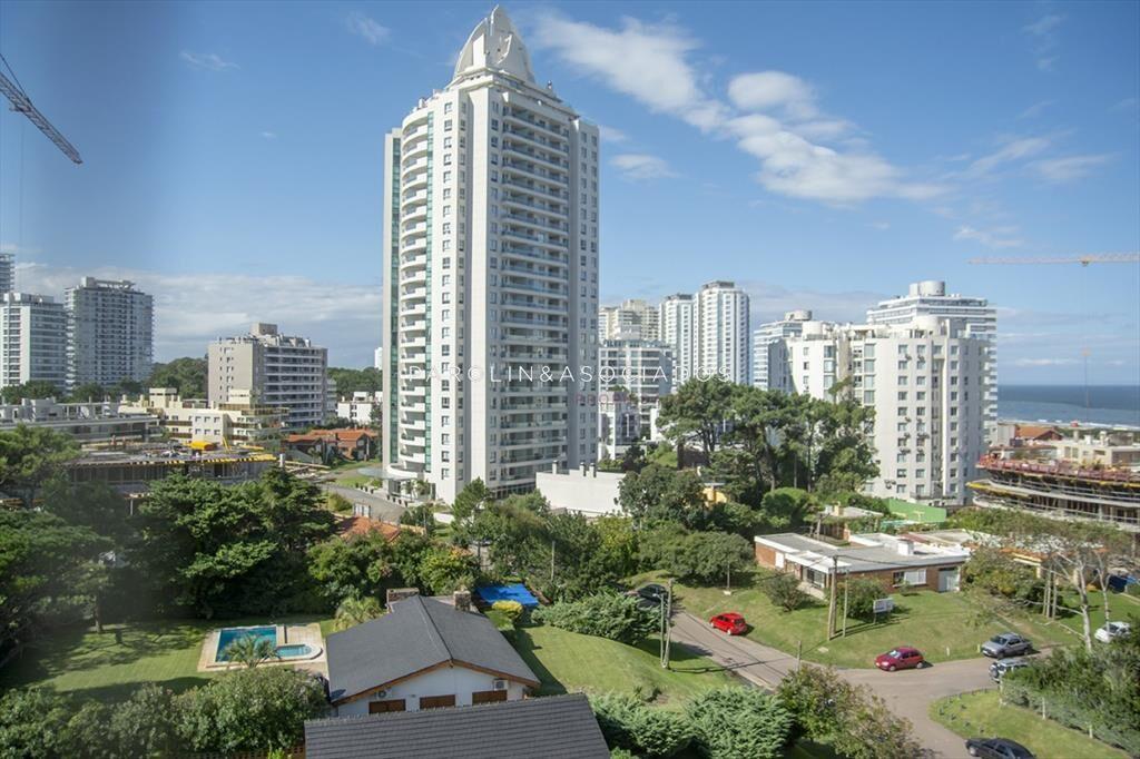 Apartamento en venta en Torre Esmeralda de 3 en