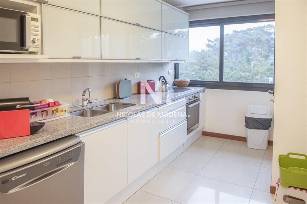 Hermoso Departamento en venta frente a Playa Brava, 3 dorm