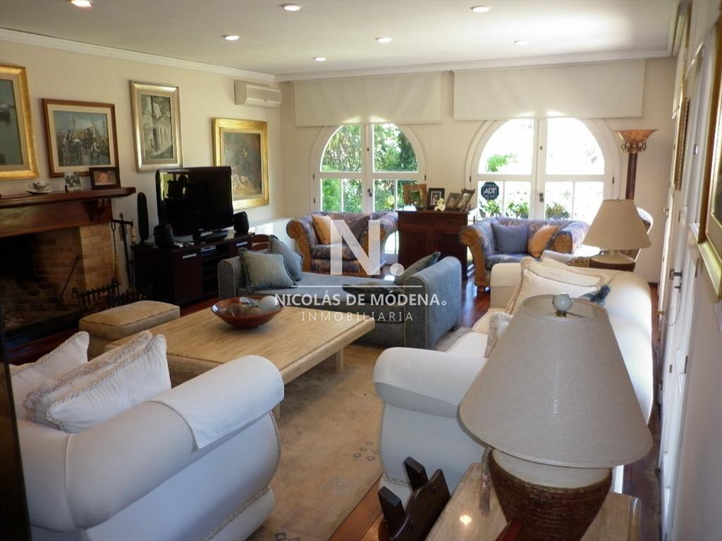 Vende casa en Lugano, Punta del Este de 4