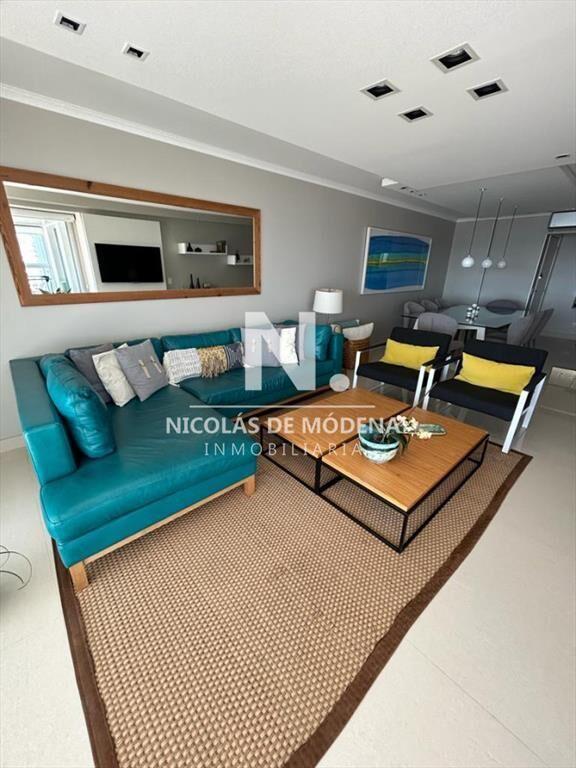 Vende apartamento con excelentes amenites de 3