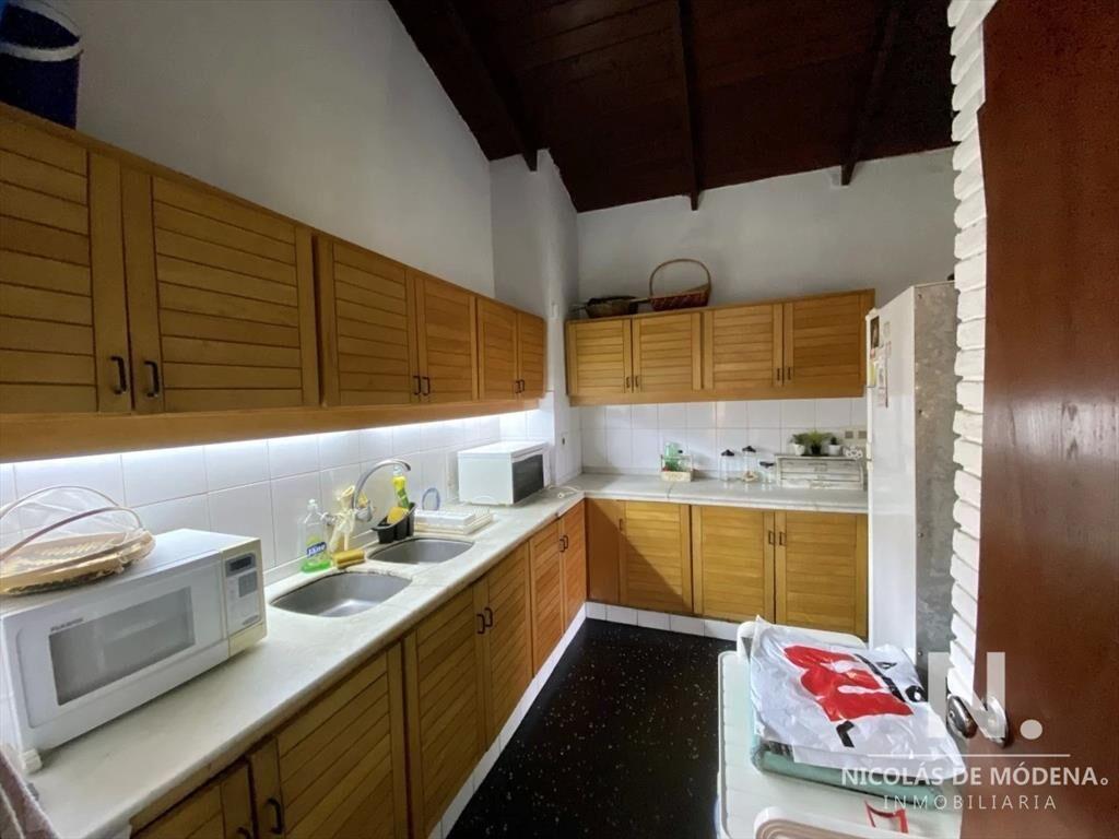 Hermosa casa construcción tradicional 3 dormitorios en Bar
