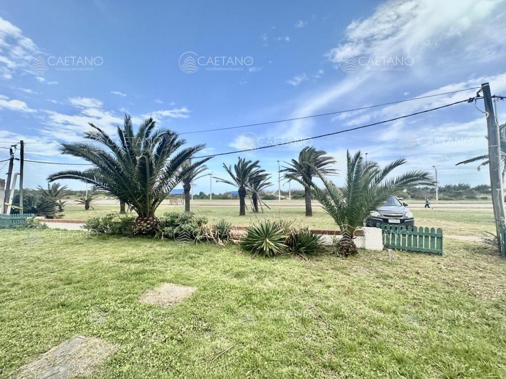 Venta casa 7 dormitorios - Playa brava, Punta del