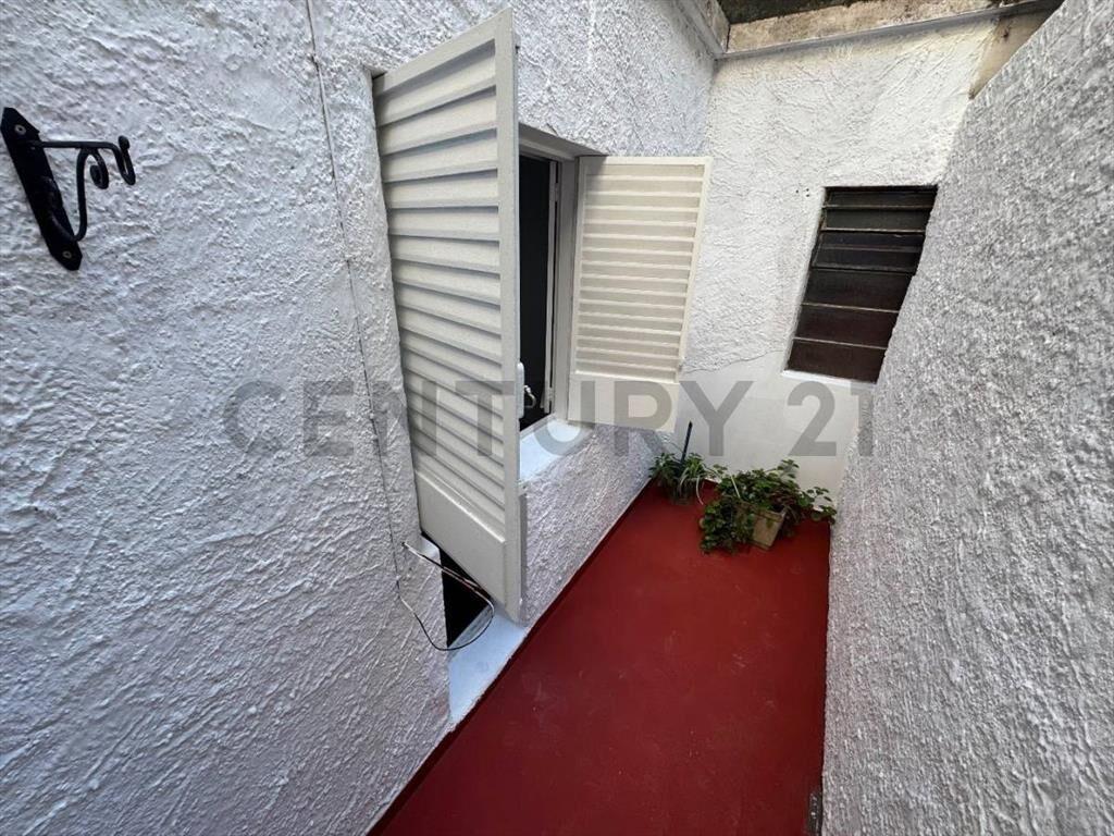 Alquilado en $ 28.500 - 2 dormitorios-2 patios- GC bajos-...