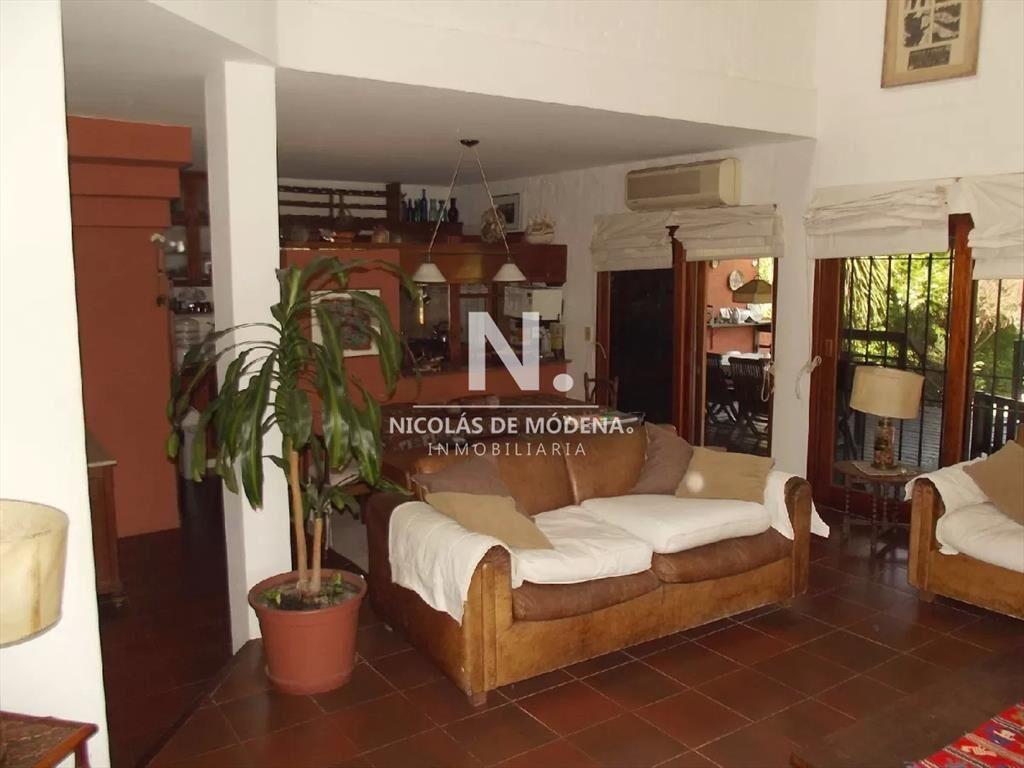 Casa de 4 dormitorios en Pinares, Punta del este