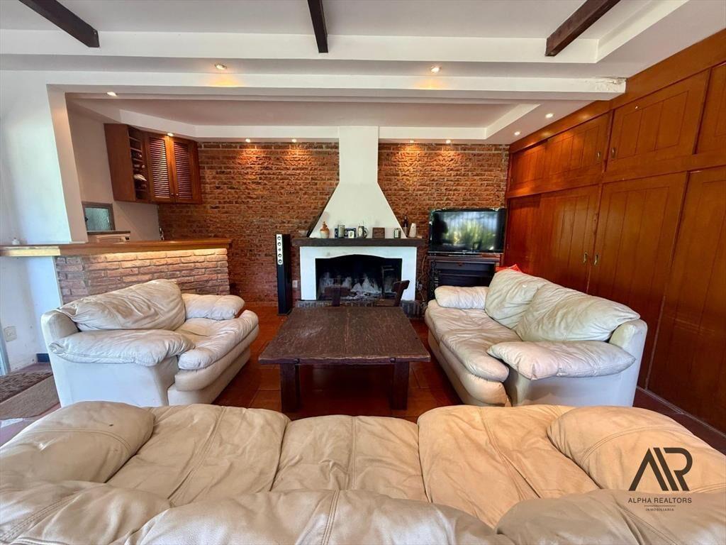 Casa en venta de 3 dormitorios c/ cochera en Carrasco