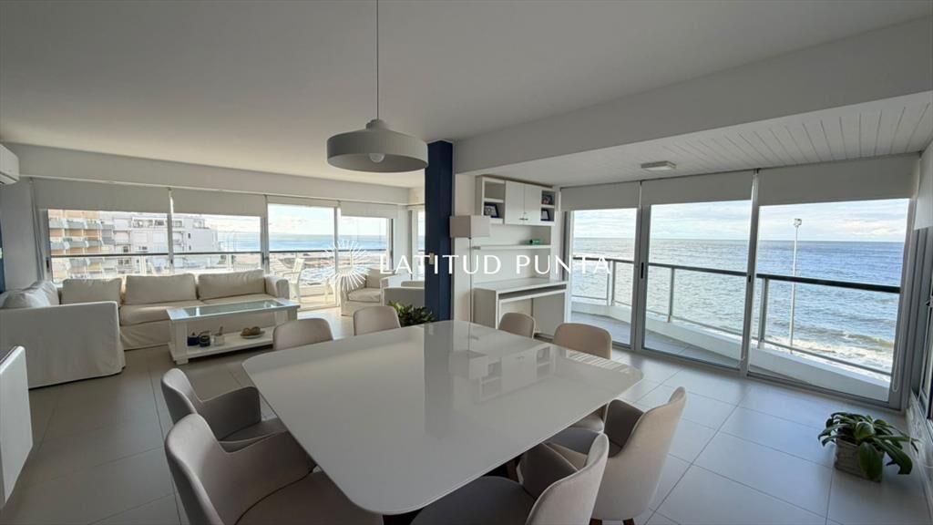 Apartamento 3 dormitorios. Península