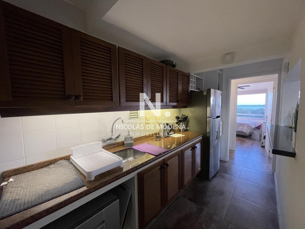Vende apartamento en Punta del Este de 2