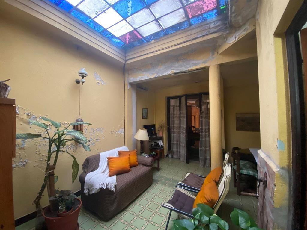 Casa en ph a la venta en La Blanqueada con tres dormitorios