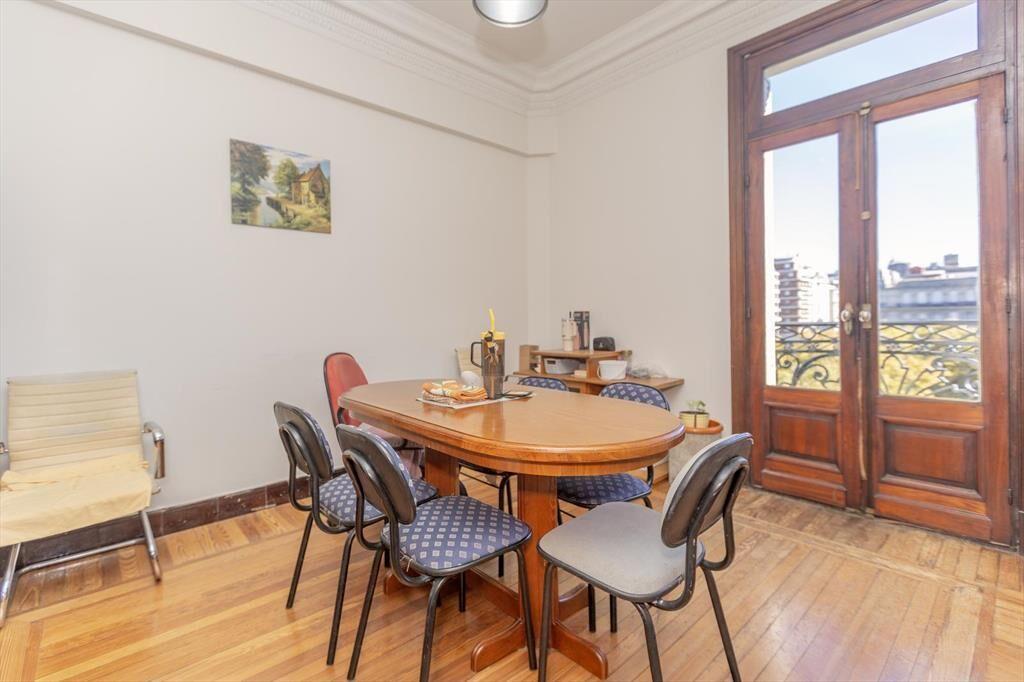 Venta de Apartamento 3 Dormitorios y servicio completo en e