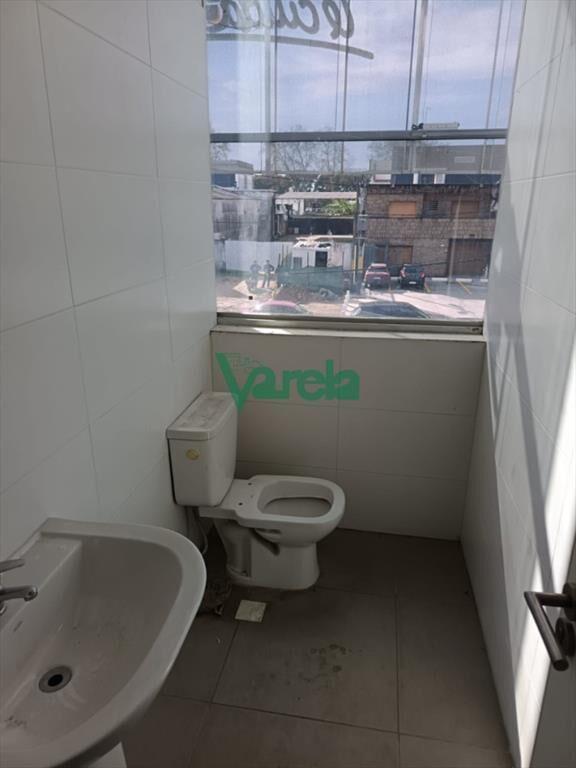 Local comercial, alquiler Camino Carrasco, Malvin