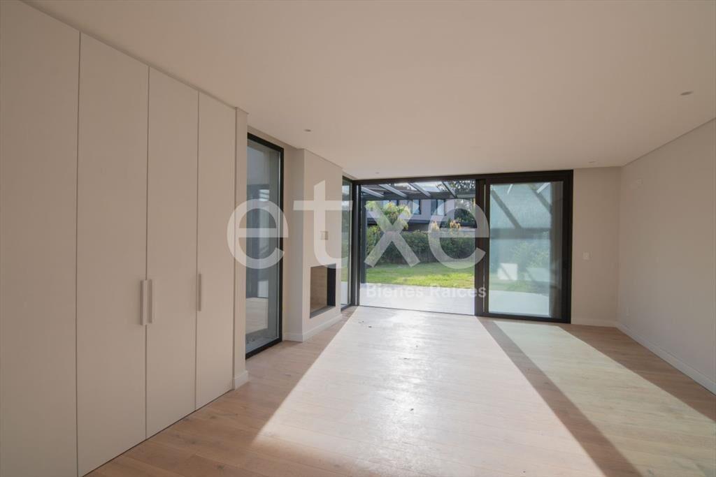 Venta de Casa Ph a Estrenar en San Nicolas...