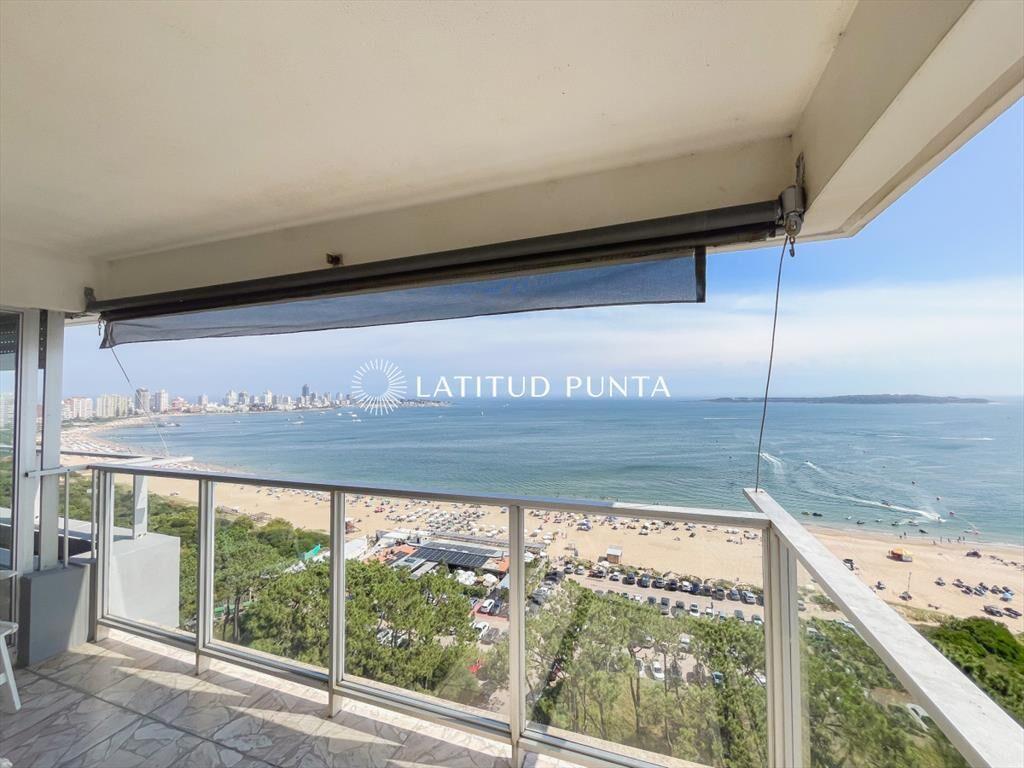 Apartamento en Mansa, 3 dormitorios más