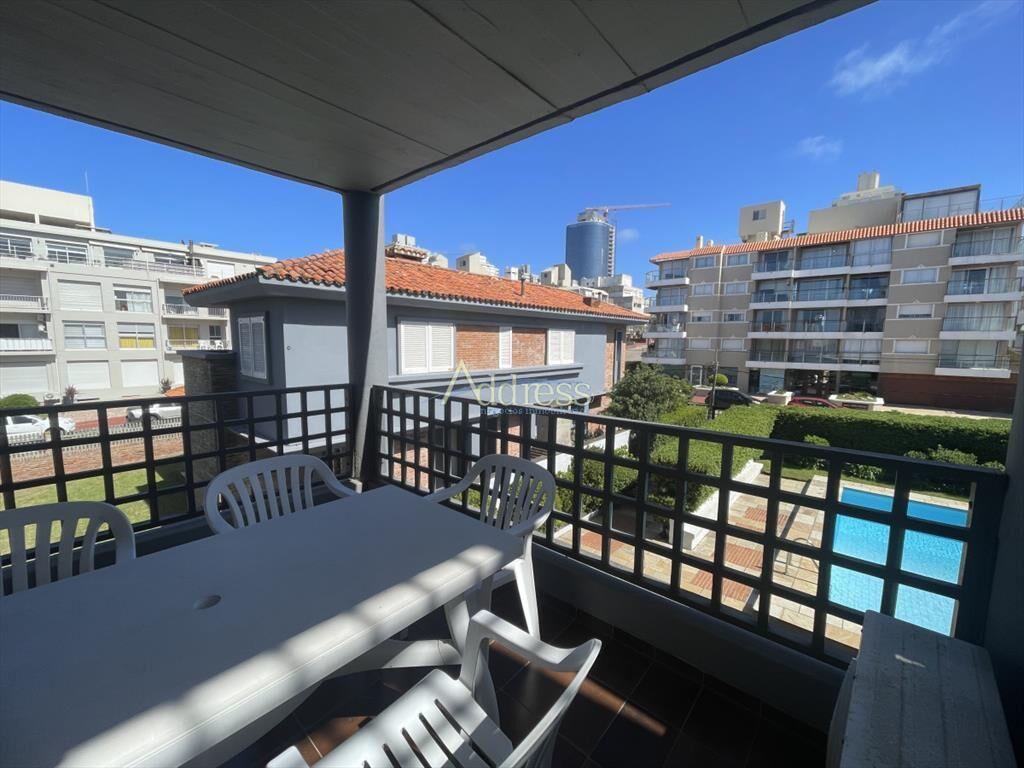 Edificio Frente al mar, gran terraza, buena orientacion sol