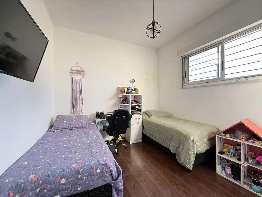 VENTA CASA DE ALTOS, 2 DORMITORIOS, CERRITO