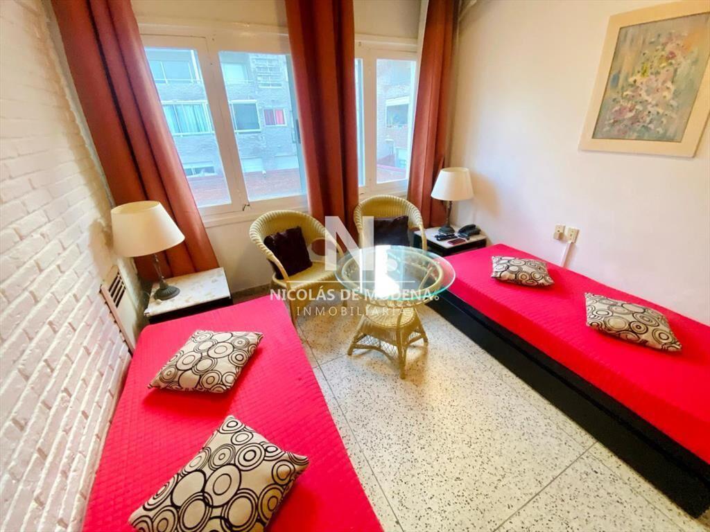 Apartamento a la venta 1 Dormitorio y Medio Punta
